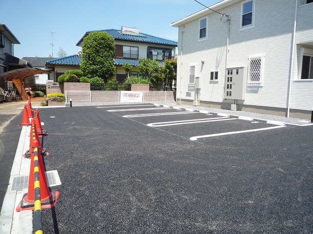 14/20 駐車場