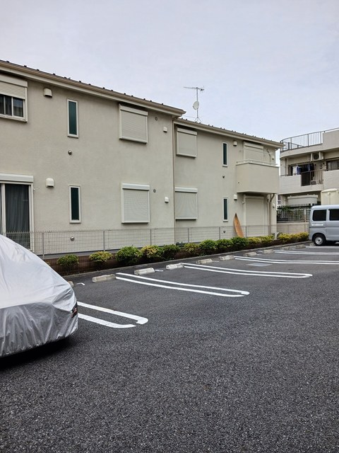 14/20 駐車場