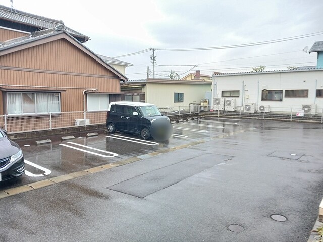 14/20 駐車場