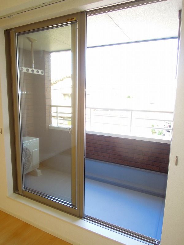 13/20 バルコニー