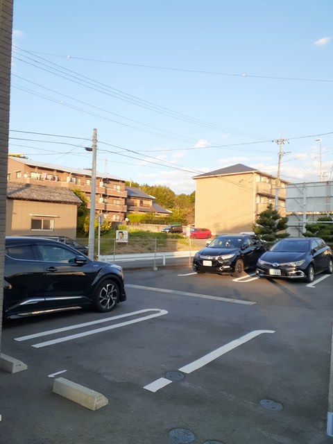 14/20 駐車場