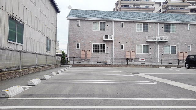 14/20 駐車場