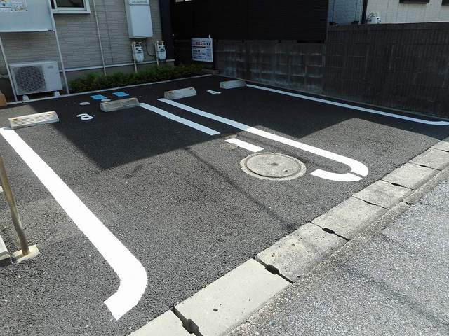 14/20 駐車場