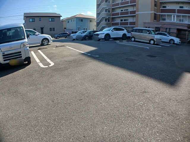 14/20 駐車場