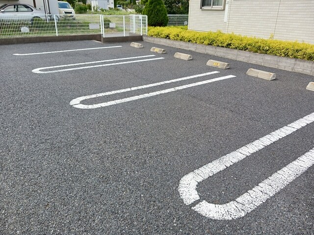 2/10 駐車場
