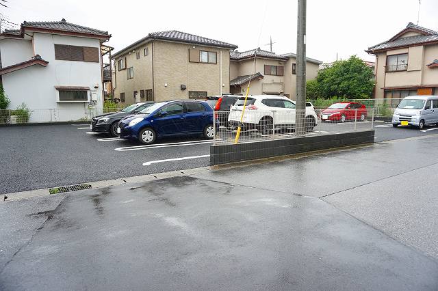 14/20 駐車場