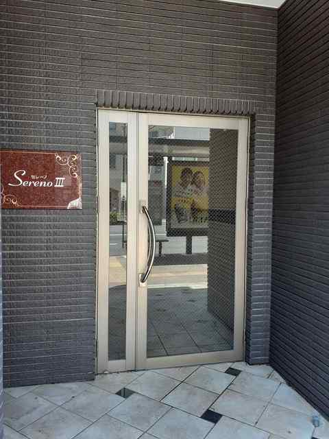 14/22 エントランス