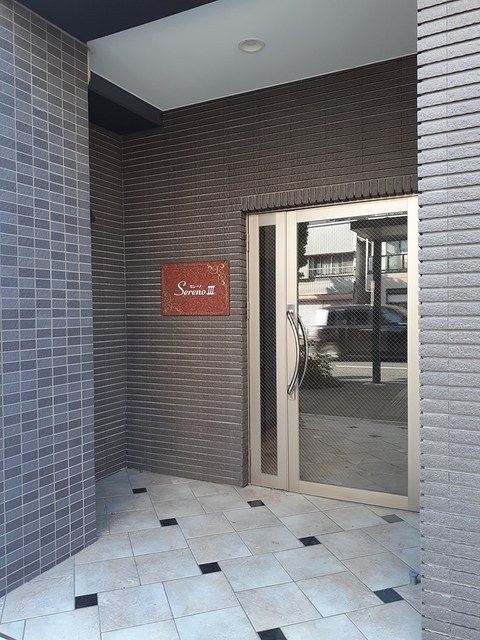 14/22 エントランス