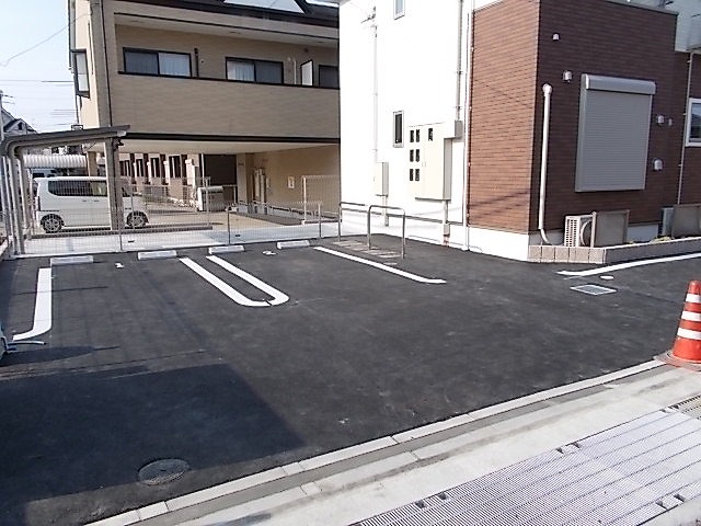 14/20 駐車場