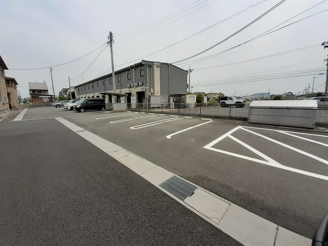 14/20 駐車場