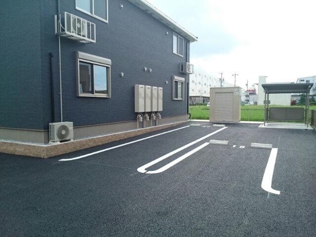 14/20 駐車場