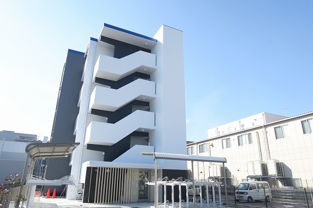 2/8 エントランス