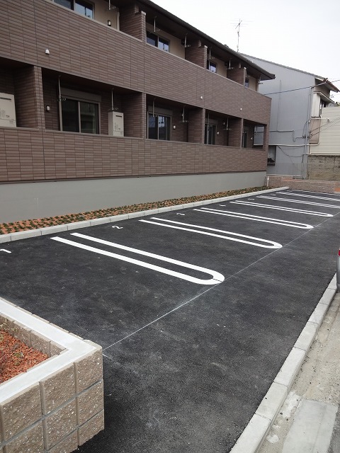 14/20 駐車場