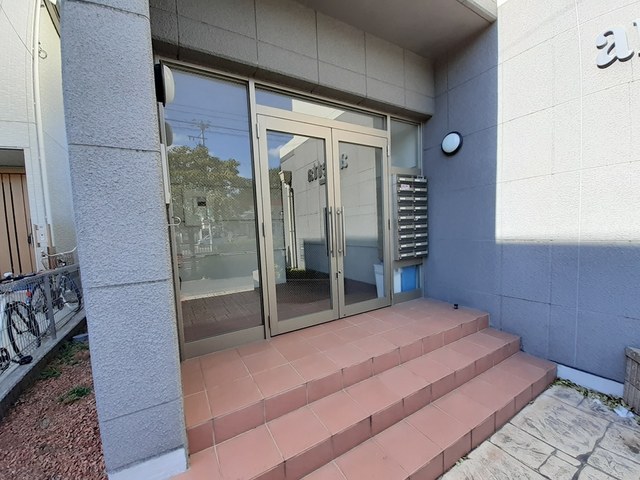 14/20 エントランス