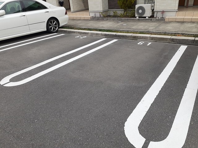 14/20 駐車場