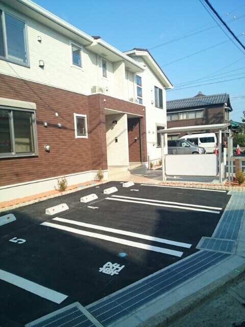 14/20 駐車場