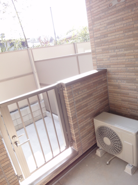 13/20 バルコニー