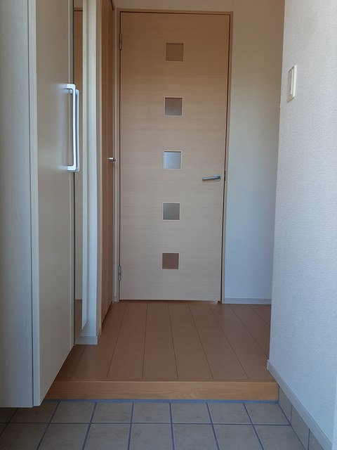 6/20 玄関