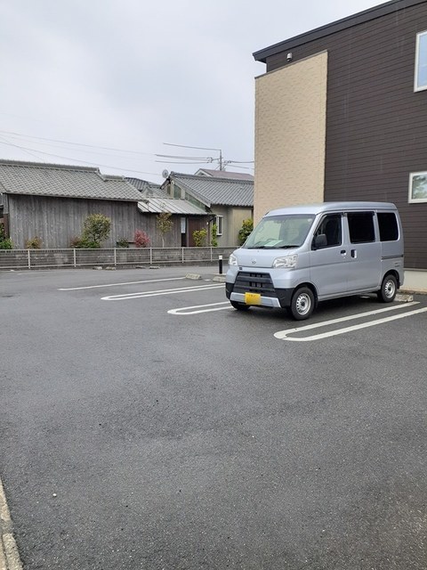 14/20 駐車場