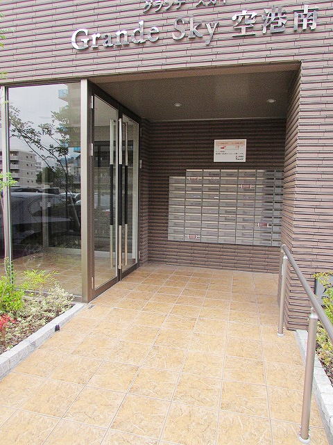 13/20 エントランス