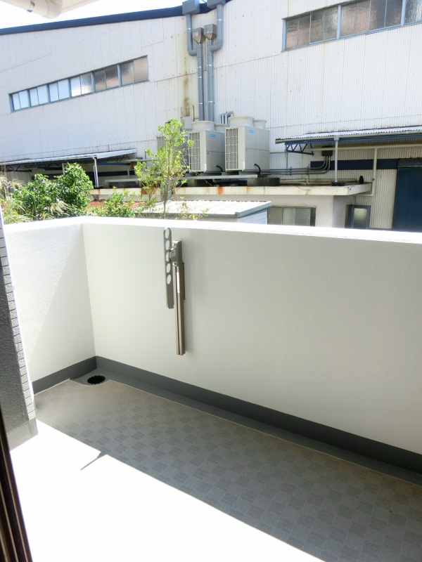 13/19 バルコニー