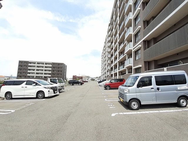 14/20 駐車場