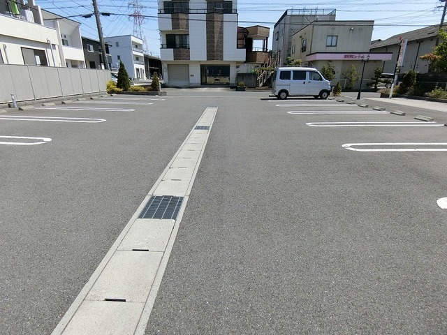 14/20 駐車場