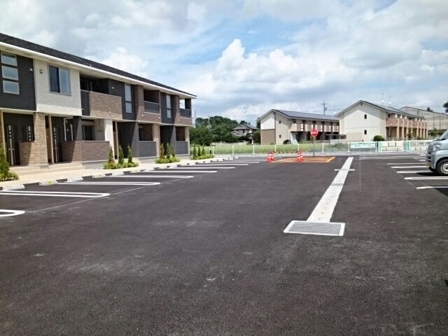 14/19 駐車場