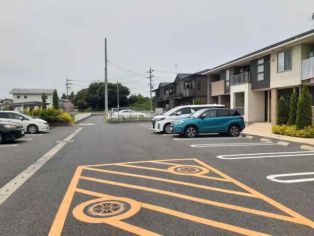 14/19 駐車場
