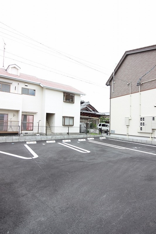 14/20 駐車場