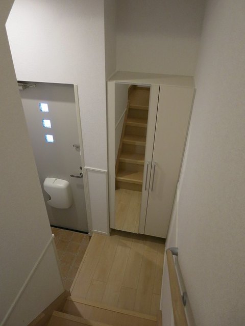 6/20 玄関