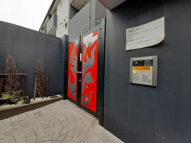 14/17 エントランス