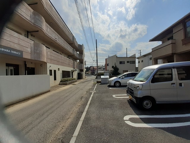 16/26 駐車場