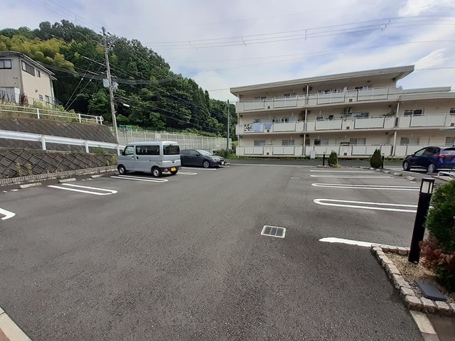 14/20 エントランス