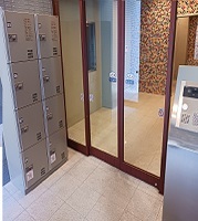 14/20 エントランス