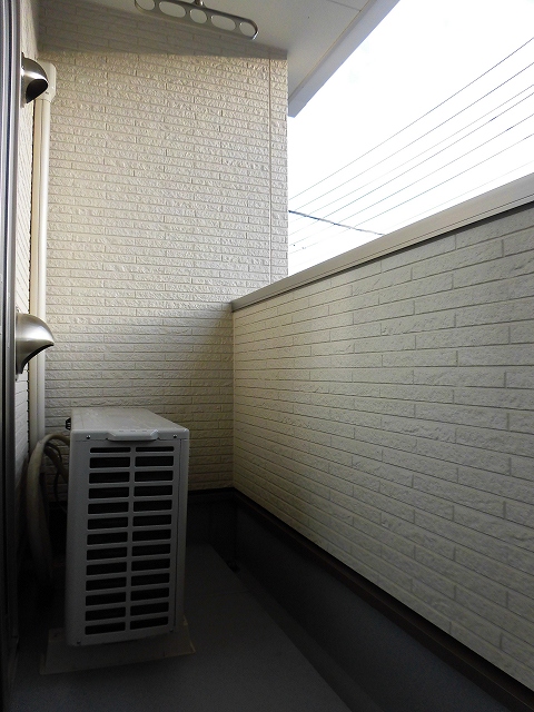 13/20 バルコニー