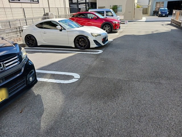 14/20 駐車場