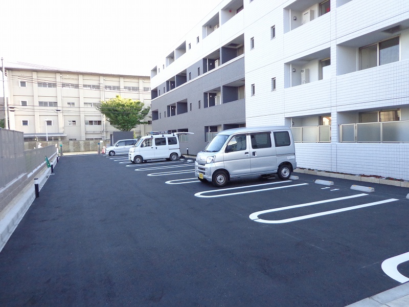 14/24 駐車場
