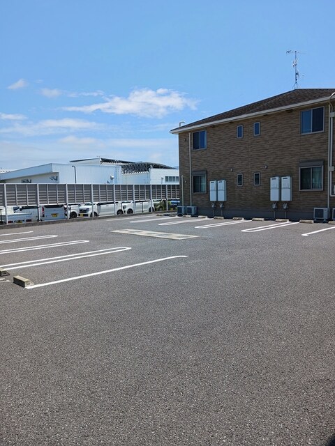 14/20 駐車場