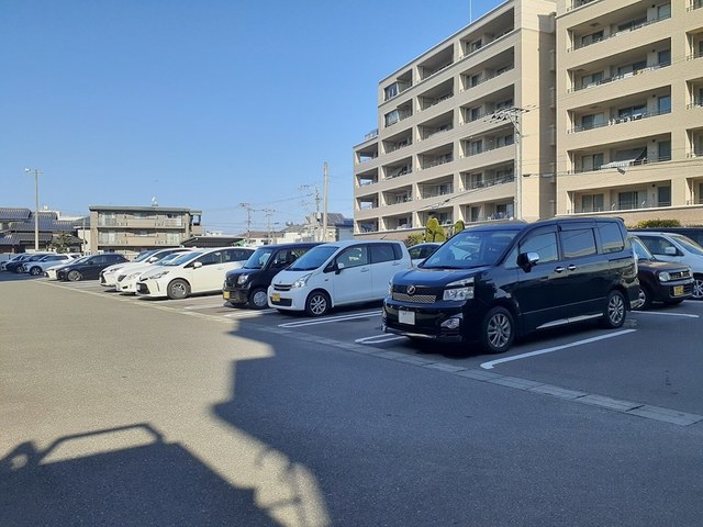 14/20 駐車場