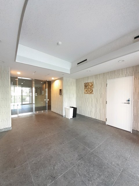 2/8 エントランス