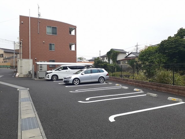14/20 駐車場