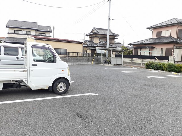 14/20 駐車場