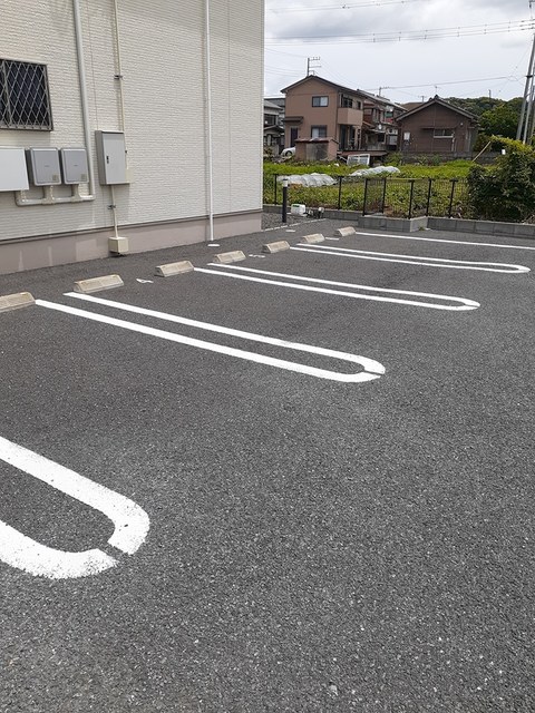 14/21 駐車場