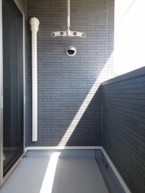 13/22 バルコニー