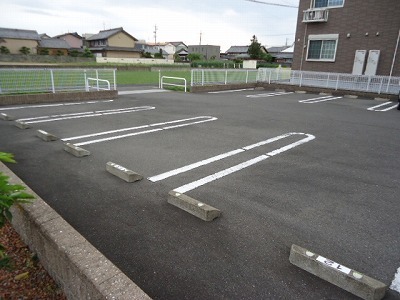 14/20 駐車場