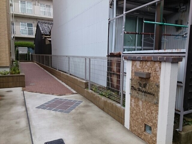 21/29 エントランス