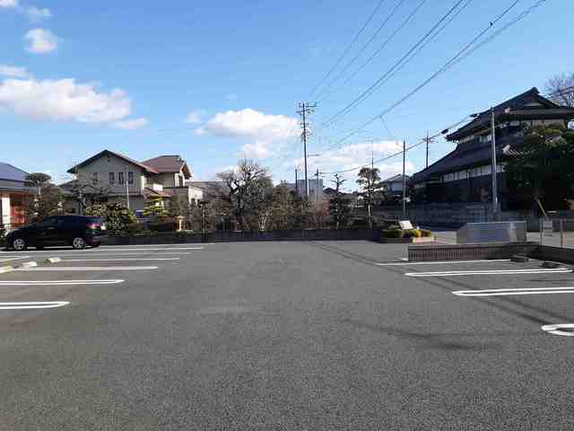 14/20 駐車場