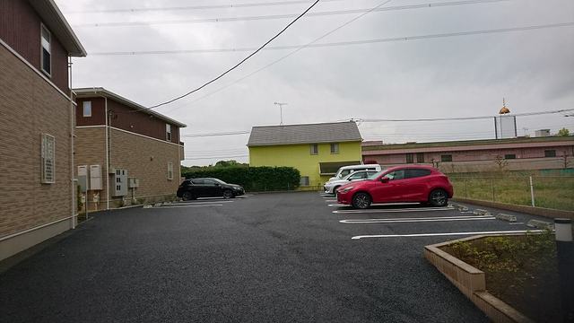 2/13 駐車場