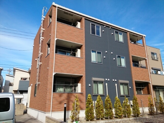 1/23 外観